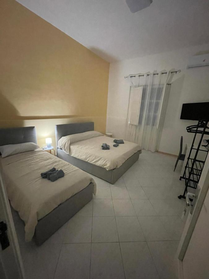 Lavica Airport Catania B&B Luaran gambar